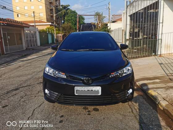 TOYOTA COROLLA 2018