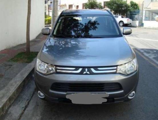 MITSUBISHI OUTLANDER 2014