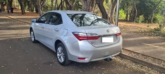 TOYOTA COROLLA 2018