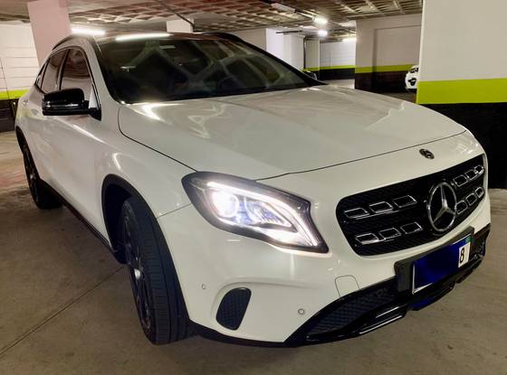 MERCEDES-BENZ GLA 200 2019