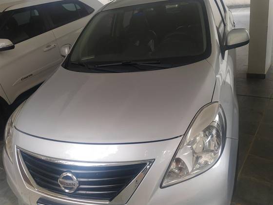 NISSAN VERSA 2013