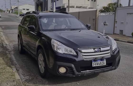 SUBARU OUTBACK 2014