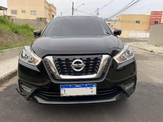 NISSAN KICKS 2017