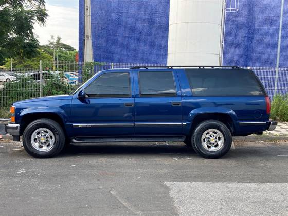CHEVROLET SUBURBAN 1999