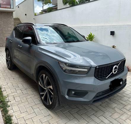 VOLVO XC40 2021