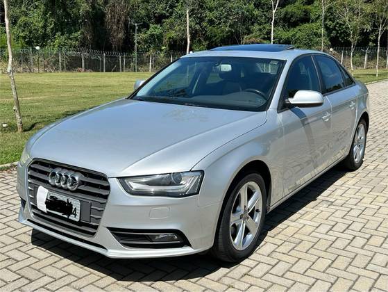 AUDI A4 2013