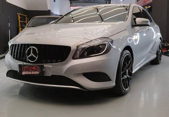 MERCEDES-BENZ A 200 2014