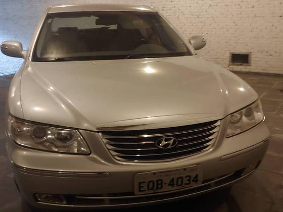 HYUNDAI AZERA 2010