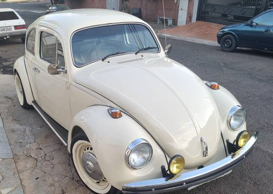 VOLKSWAGEN FUSCA 1975