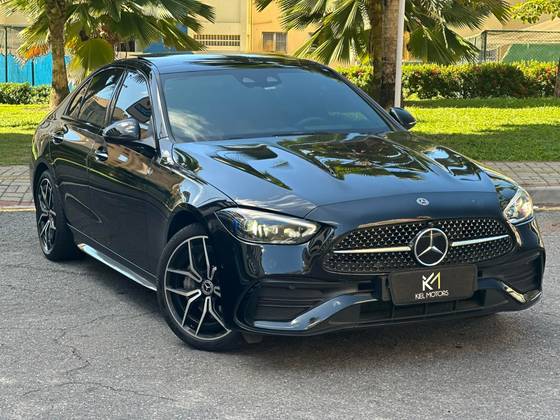 MERCEDES-BENZ C 300 2024