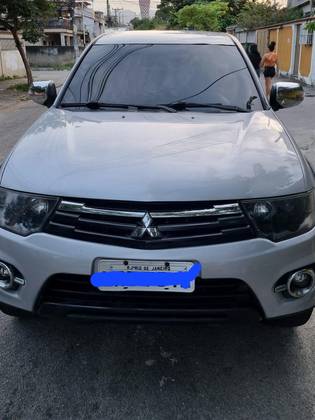 MITSUBISHI L200 TRITON 2014