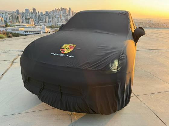 PORSCHE CAYENNE 2012