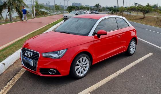 AUDI A1 2011