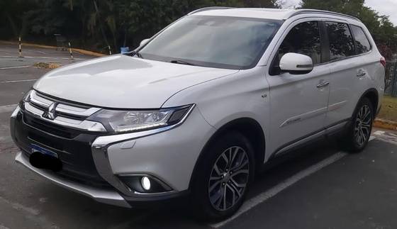 MITSUBISHI OUTLANDER 2018
