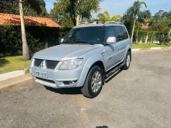 MITSUBISHI PAJERO TR4 2010