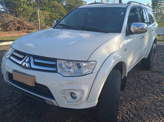 MITSUBISHI PAJERO DAKAR 2015