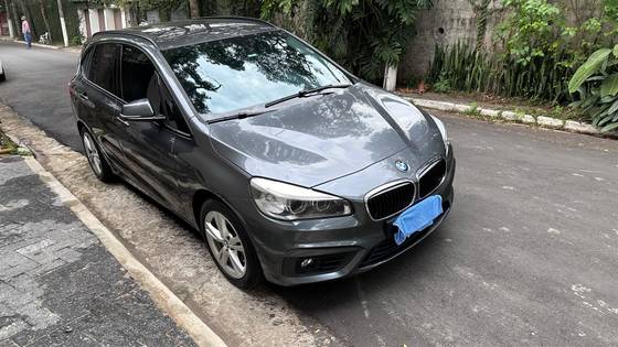 BMW 220i 2017