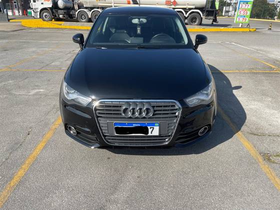 AUDI A1 2011