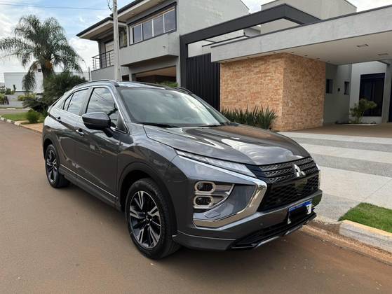MITSUBISHI ECLIPSE CROSS 2023