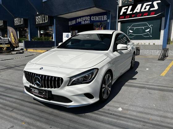 MERCEDES-BENZ CLA 200 2017