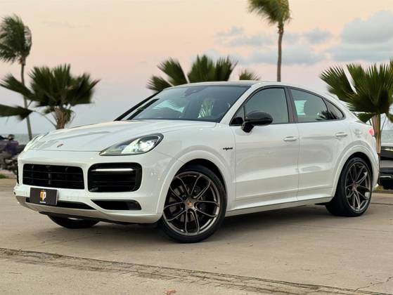 PORSCHE CAYENNE 2023