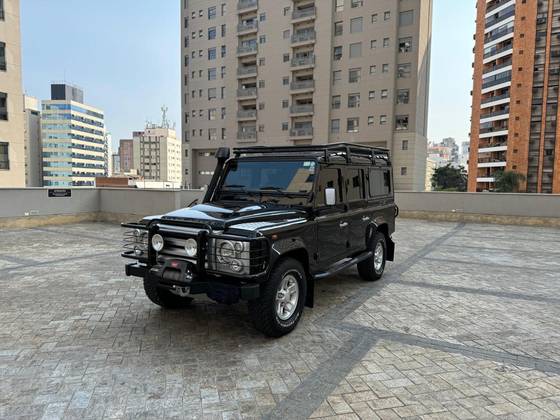 LAND ROVER DEFENDER 2010