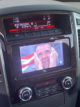 MITSUBISHI PAJERO FULL 2021