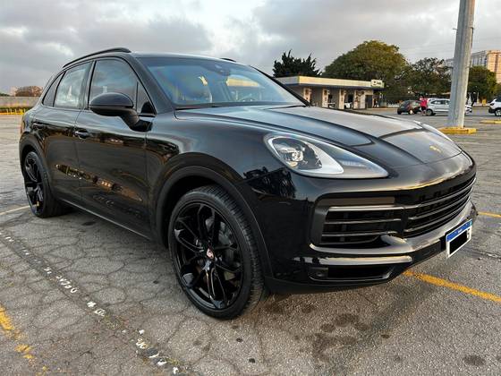 PORSCHE CAYENNE 2019