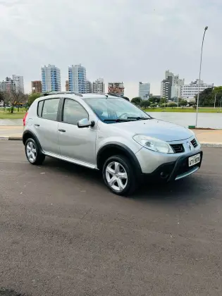 RENAULT SANDERO 2011