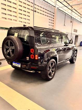 LAND ROVER DEFENDER 2023