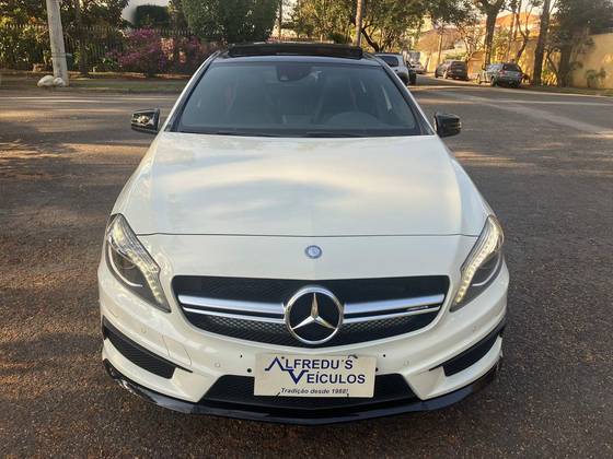 MERCEDES-BENZ A 45 AMG 2015
