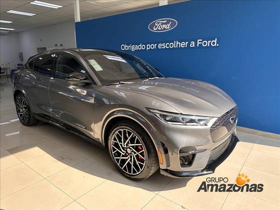 FORD MUSTANG MACH-e 2023