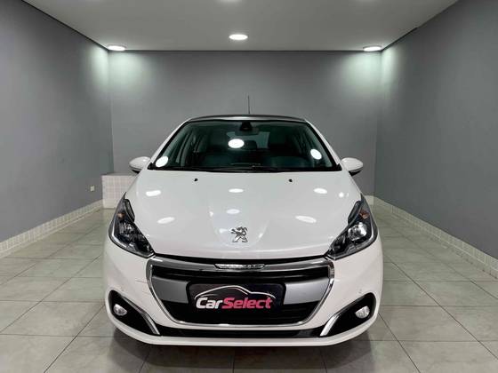 PEUGEOT 208 2017