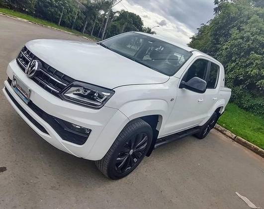 VOLKSWAGEN AMAROK 2021