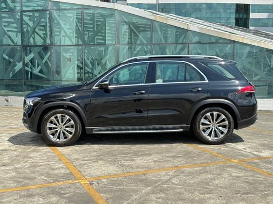 MERCEDES-BENZ GLE 400d 2021