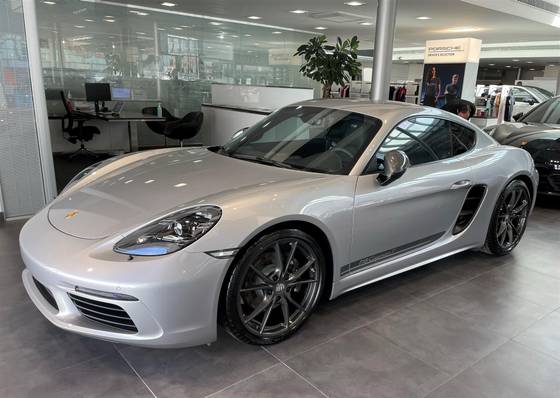 PORSCHE 718 2023
