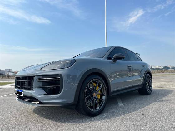 PORSCHE CAYENNE 2024