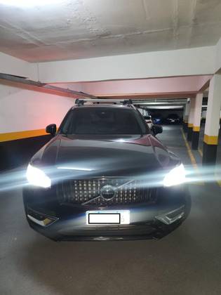 VOLVO XC90 2021