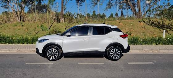 NISSAN KICKS 2020