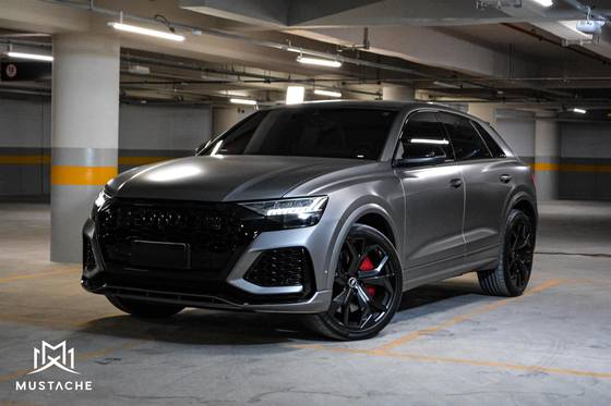 AUDI RS Q8 2021