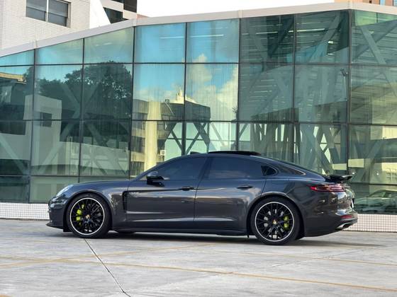 PORSCHE PANAMERA 2020