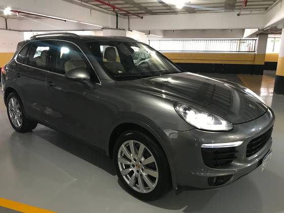 PORSCHE CAYENNE 2016