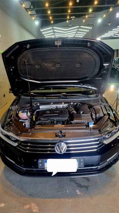 VOLKSWAGEN PASSAT 2016