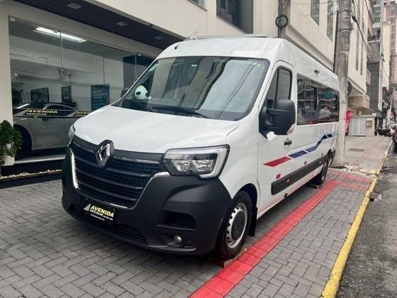 RENAULT MASTER 2023