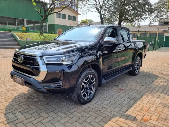 TOYOTA HILUX 2021