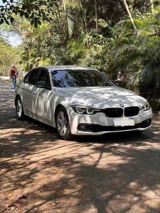 BMW 320i 2018