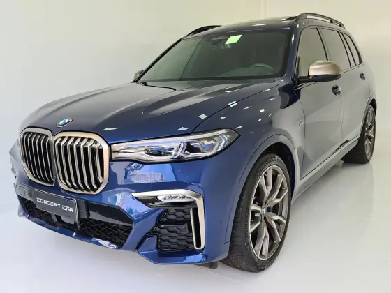 BMW X7 2022