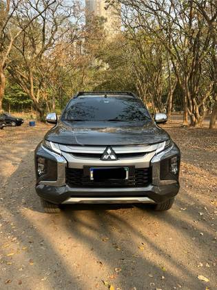 MITSUBISHI L200 TRITON 2024