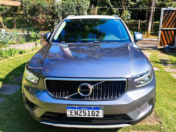 VOLVO XC40 2019