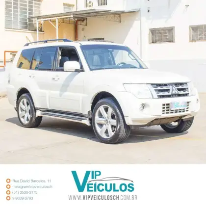 MITSUBISHI PAJERO FULL 2013
